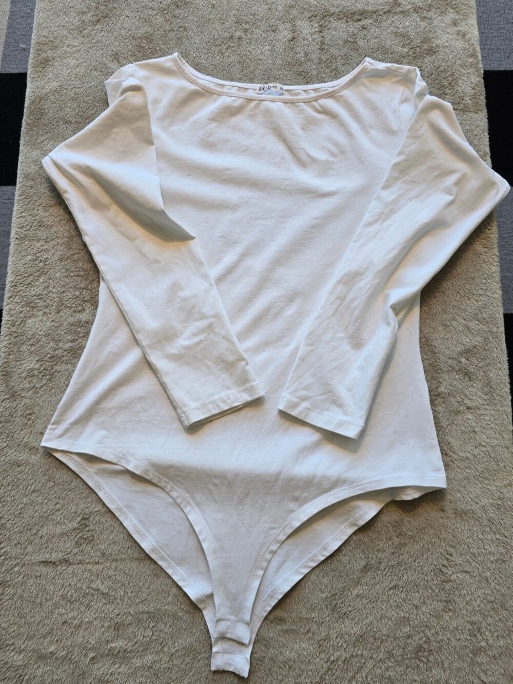 Bellelovin White Long-Sleeve Crewneck Bodysuit - Size XL